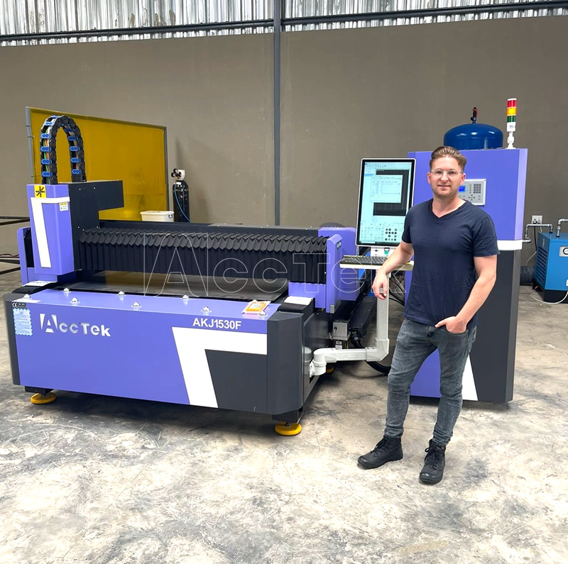 Hot Sale CNC Fiber Laser Cutti - Fiber Laser Cutting Machine recension och pris